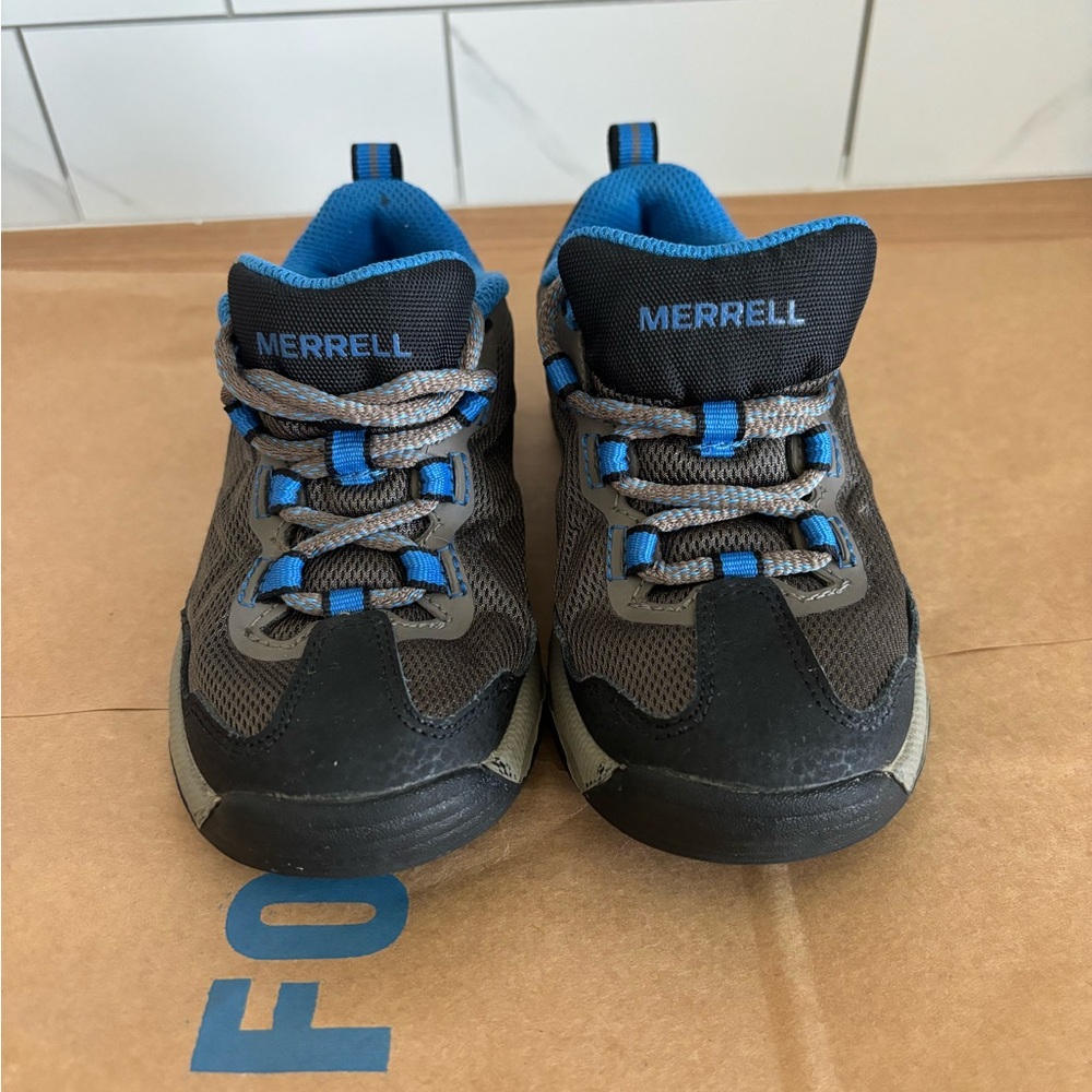 EUC Merrell Kids' Blue and Black Shoes Size 11